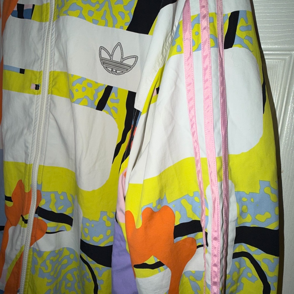 Adidas Abstract Colorful Jacket - Love Unites - Picture 2 of 8